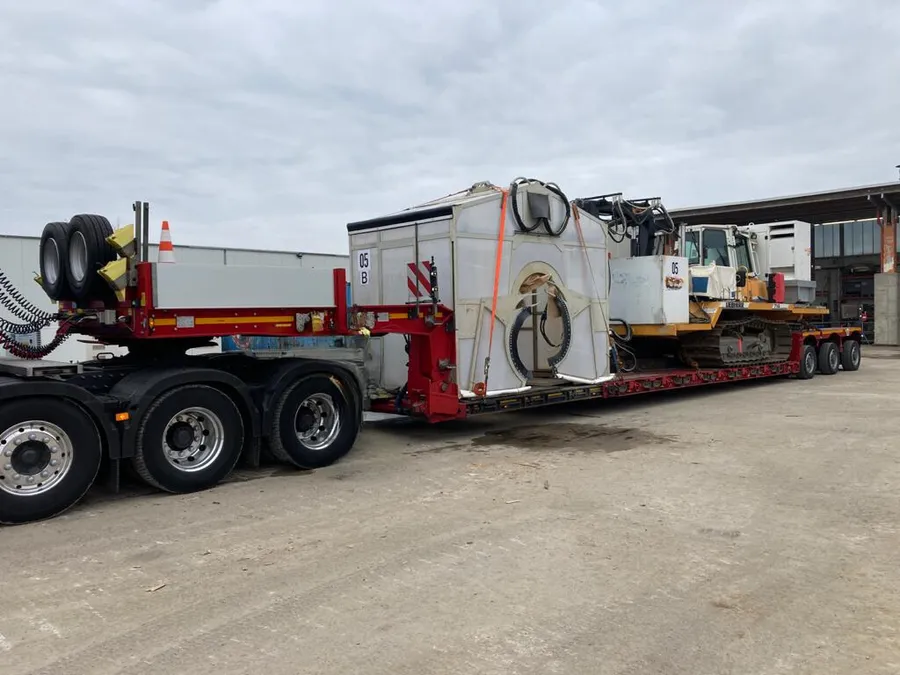 Schweißraupe Liebherr Transport